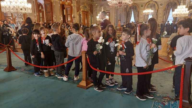 Gazi Mustafa Kemal Atatürk, vefatının 85'inci yıl dönümünde Dolmabahçe Sarayı'nda anıldı